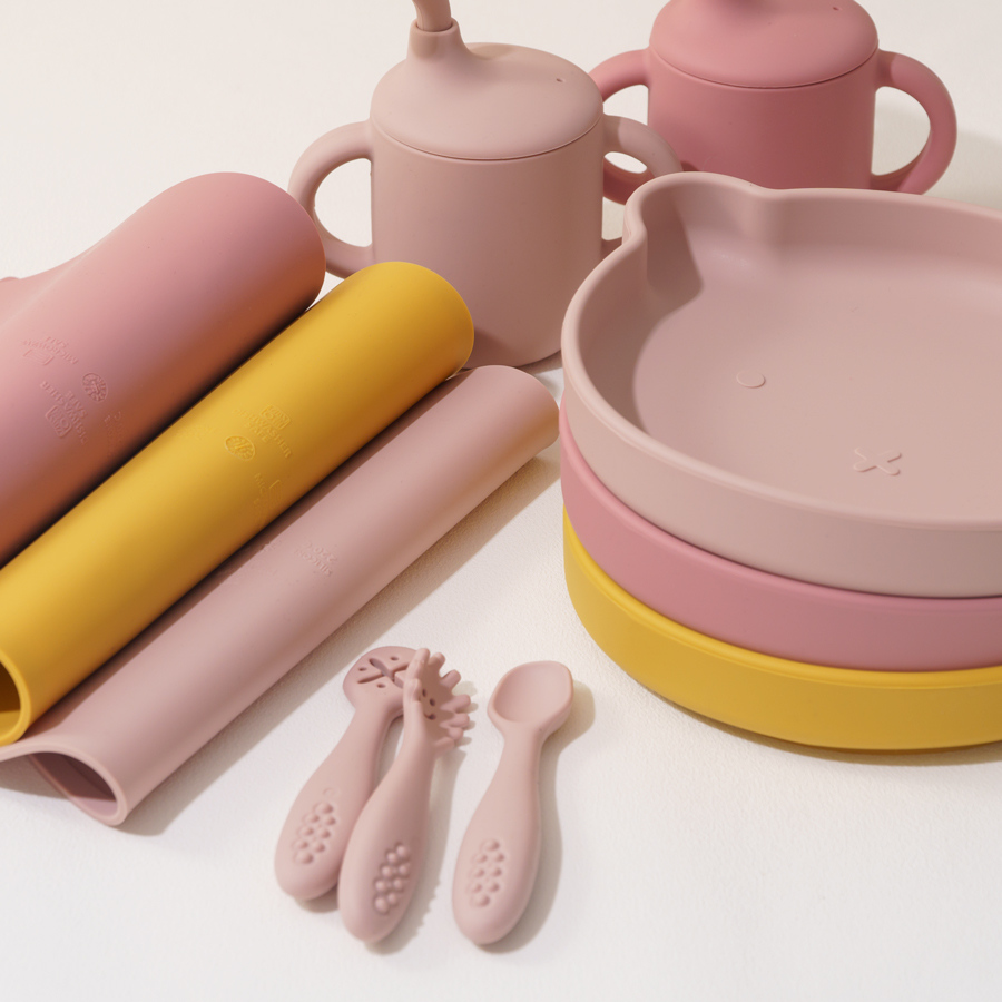 8PCS Silicone Baby Feeding Set - Silicone Suction Bowl recension och pris