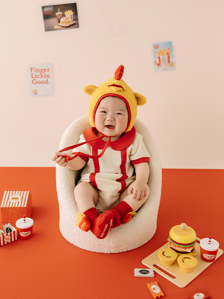 100 Days Baby Milestone Photog - Baby Food With Chicken recension och pris