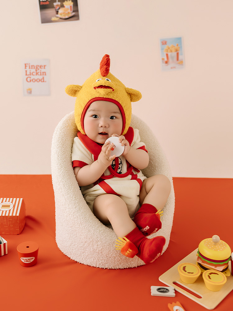 100 Days Baby Milestone Photog - Baby Food With Chicken recension och pris