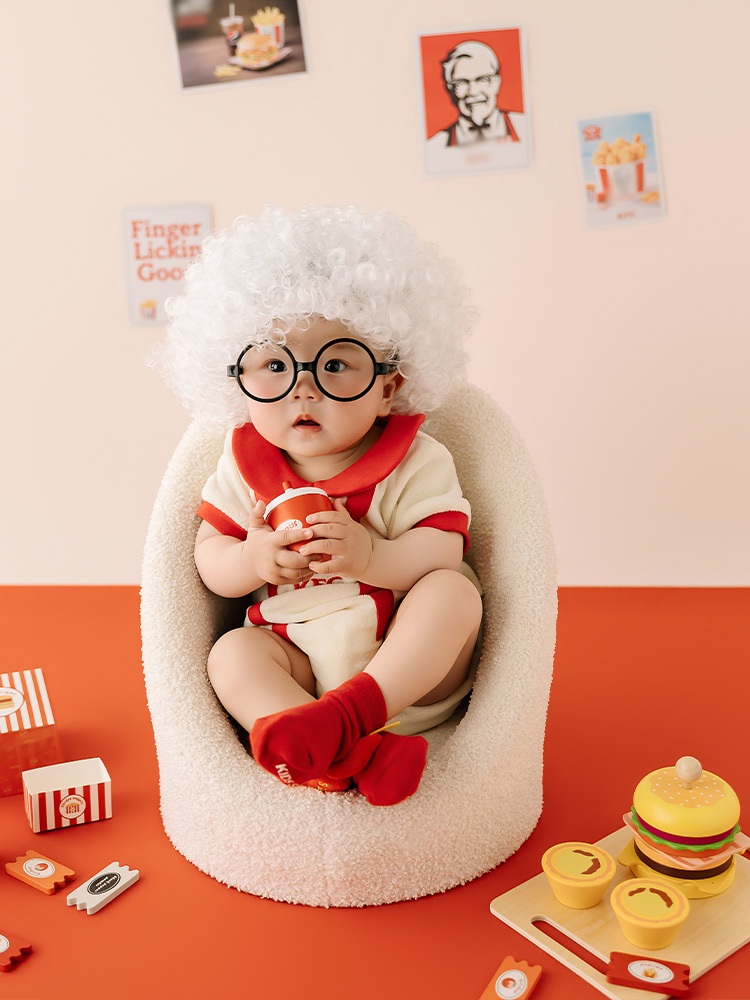 100 Days Baby Milestone Photog - Baby Food With Chicken recension och pris